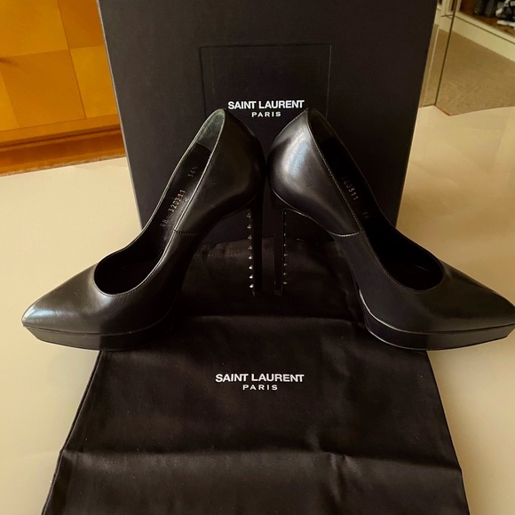 AUTHENTIC-YSL YVES SAINT LAURENT STUDDED HEELS - Picture 1 of 7